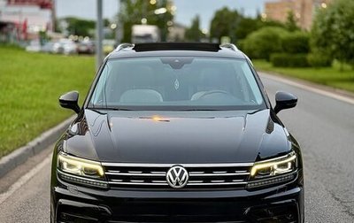 Volkswagen Tiguan II, 2019 год, 2 890 000 рублей, 1 фотография