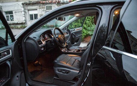 Volkswagen Touareg III, 2013 год, 2 400 000 рублей, 12 фотография