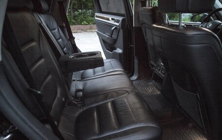 Volkswagen Touareg III, 2013 год, 2 400 000 рублей, 18 фотография