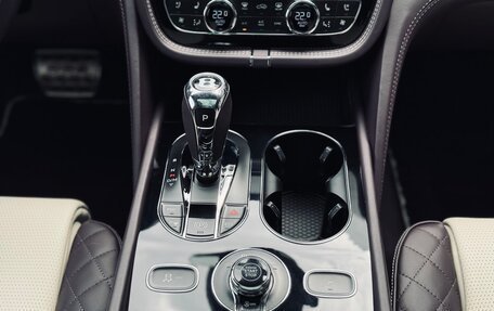 Bentley Bentayga I, 2018 год, 14 490 000 рублей, 7 фотография