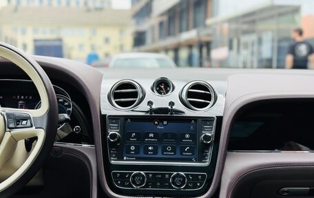 Bentley Bentayga I, 2018 год, 14 490 000 рублей, 24 фотография