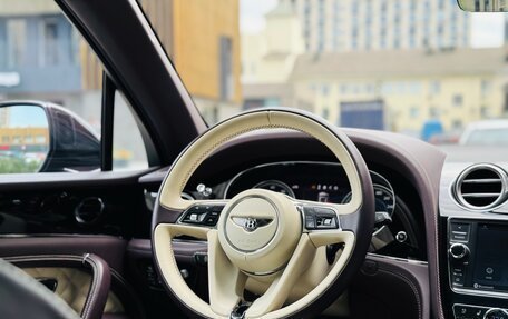 Bentley Bentayga I, 2018 год, 14 490 000 рублей, 37 фотография