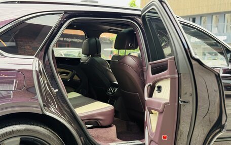 Bentley Bentayga I, 2018 год, 14 490 000 рублей, 33 фотография