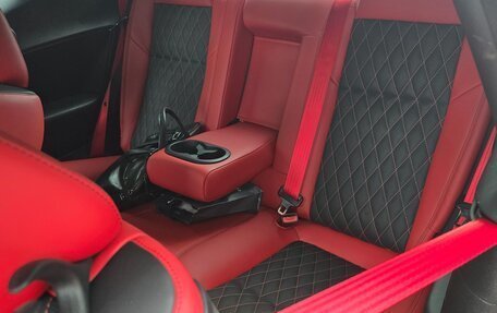 Dodge Challenger III рестайлинг 2, 2017 год, 5 900 000 рублей, 10 фотография