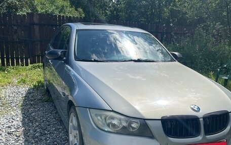 BMW 3 серия, 2005 год, 850 000 рублей, 2 фотография