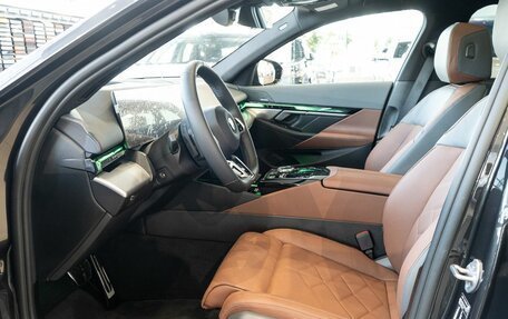 BMW 5 серия, 2024 год, 9 850 000 рублей, 8 фотография