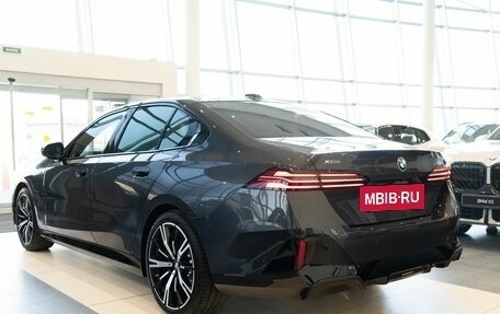 BMW 5 серия, 2024 год, 9 850 000 рублей, 7 фотография