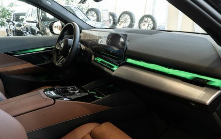 BMW 5 серия, 2024 год, 9 850 000 рублей, 11 фотография