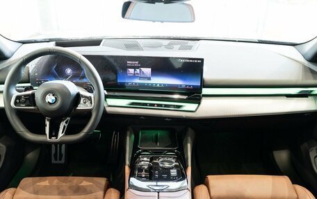 BMW 5 серия, 2024 год, 9 850 000 рублей, 14 фотография