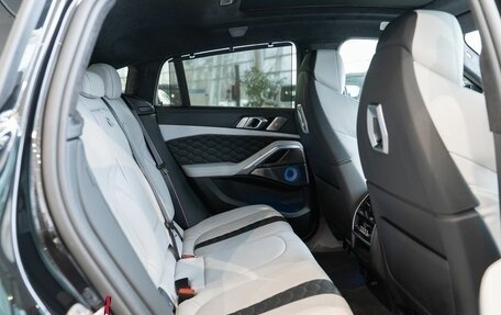 BMW X6 M, 2024 год, 22 000 000 рублей, 15 фотография
