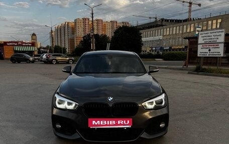 BMW 1 серия, 2018 год, 1 750 000 рублей, 7 фотография