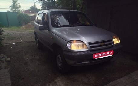 Chevrolet Niva I рестайлинг, 2003 год, 199 990 рублей, 8 фотография