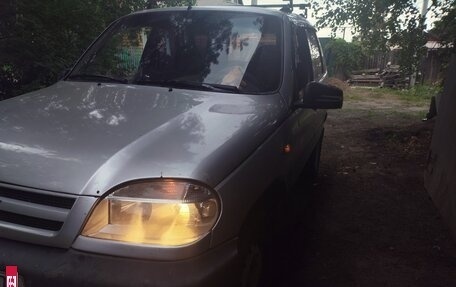 Chevrolet Niva I рестайлинг, 2003 год, 199 990 рублей, 6 фотография