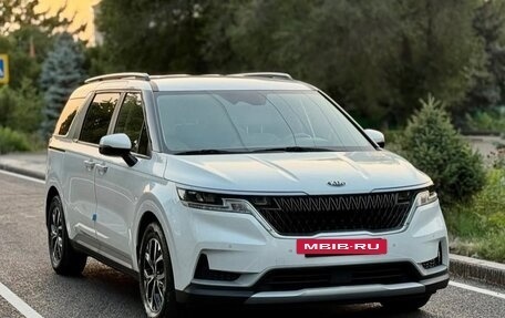 KIA Carnival, 2022 год, 2 930 000 рублей, 3 фотография