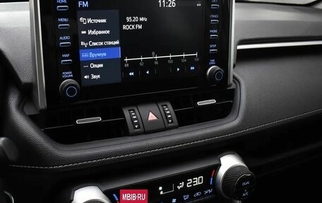 Toyota RAV4, 2021 год, 3 400 000 рублей, 7 фотография