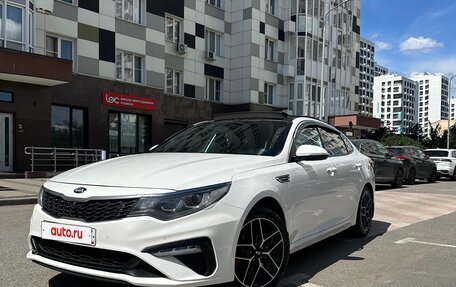 KIA Optima IV, 2019 год, 1 700 000 рублей, 2 фотография
