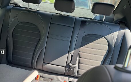 Mercedes-Benz C-Класс, 2018 год, 3 000 000 рублей, 4 фотография