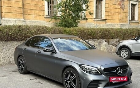 Mercedes-Benz C-Класс, 2018 год, 3 000 000 рублей, 11 фотография