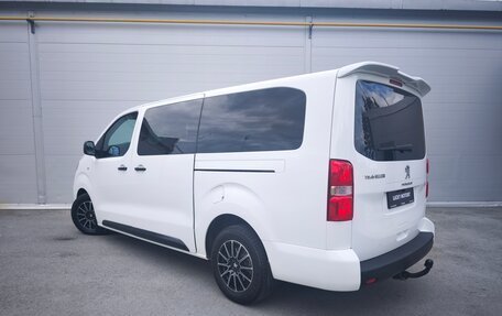Peugeot Traveller I, 2021 год, 3 495 000 рублей, 5 фотография