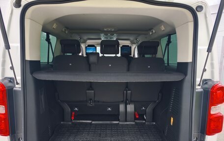 Peugeot Traveller I, 2021 год, 3 495 000 рублей, 27 фотография