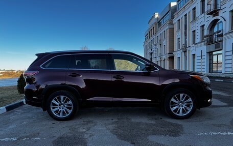 Toyota Highlander III, 2015 год, 2 950 000 рублей, 5 фотография