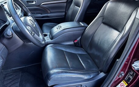 Toyota Highlander III, 2015 год, 2 950 000 рублей, 11 фотография
