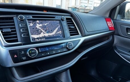 Toyota Highlander III, 2015 год, 2 950 000 рублей, 16 фотография