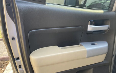 Toyota Tundra II, 2008 год, 3 300 000 рублей, 22 фотография