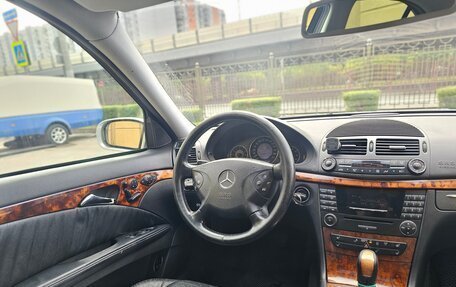 Mercedes-Benz E-Класс, 2003 год, 880 000 рублей, 17 фотография