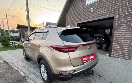 KIA Sportage IV рестайлинг, 2019 год, 2 400 000 рублей, 4 фотография