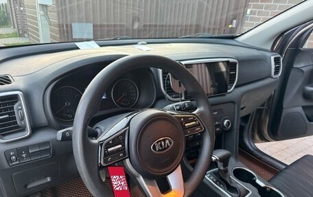 KIA Sportage IV рестайлинг, 2019 год, 2 400 000 рублей, 11 фотография