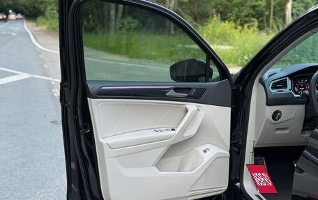 Volkswagen Tiguan II, 2019 год, 2 890 000 рублей, 11 фотография