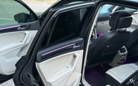 Volkswagen Tiguan II, 2019 год, 2 890 000 рублей, 19 фотография