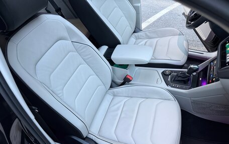 Volkswagen Tiguan II, 2019 год, 2 890 000 рублей, 26 фотография