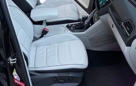 Volkswagen Tiguan II, 2019 год, 2 890 000 рублей, 17 фотография