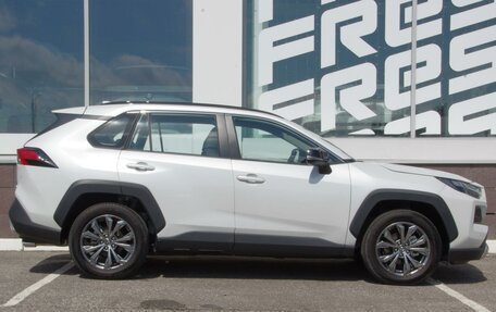 Toyota RAV4, 2024 год, 4 500 000 рублей, 5 фотография