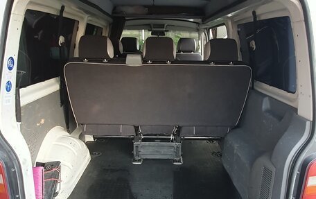 Volkswagen Transporter T5 рестайлинг, 2005 год, 920 000 рублей, 6 фотография