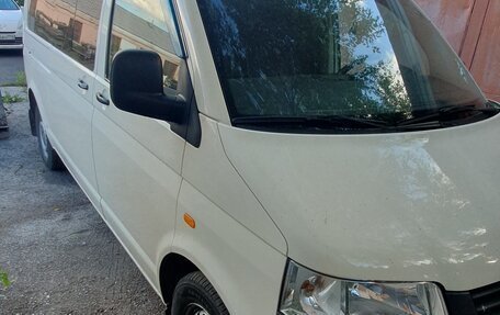 Volkswagen Transporter T5 рестайлинг, 2005 год, 920 000 рублей, 27 фотография