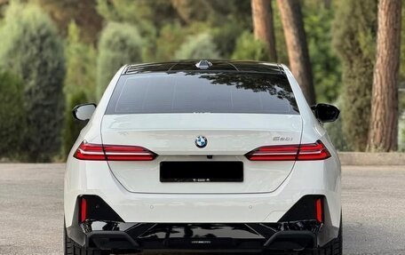 BMW 5 серия, 2024 год, 7 030 000 рублей, 5 фотография
