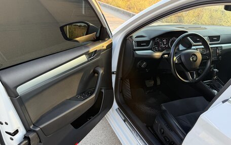 Skoda Superb III рестайлинг, 2016 год, 1 700 000 рублей, 11 фотография