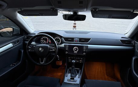 Skoda Superb III рестайлинг, 2016 год, 1 700 000 рублей, 21 фотография