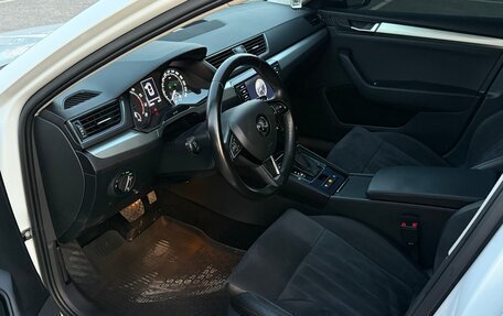 Skoda Superb III рестайлинг, 2016 год, 1 700 000 рублей, 23 фотография
