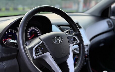 Hyundai Solaris II рестайлинг, 2011 год, 650 000 рублей, 7 фотография