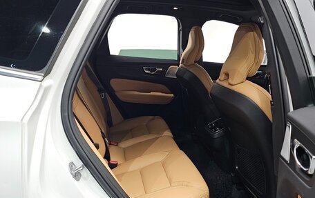 Volvo XC60 II, 2022 год, 4 090 045 рублей, 12 фотография