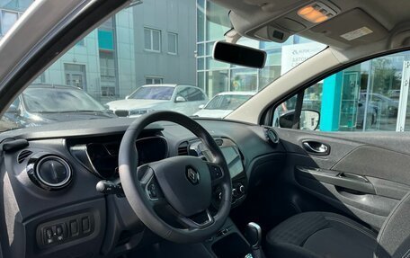 Renault Kaptur I рестайлинг, 2017 год, 1 390 000 рублей, 8 фотография