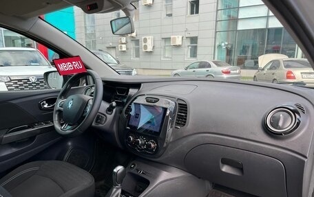 Renault Kaptur I рестайлинг, 2017 год, 1 390 000 рублей, 9 фотография