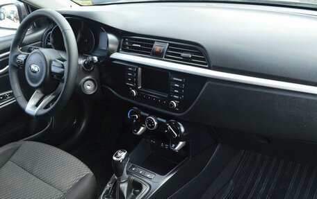 KIA Rio IV, 2018 год, 1 139 000 рублей, 18 фотография