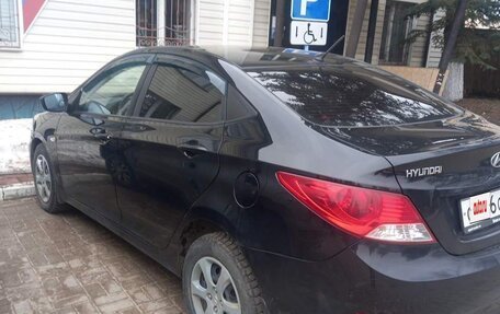 Hyundai Solaris II рестайлинг, 2014 год, 588 000 рублей, 4 фотография