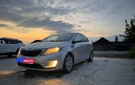 KIA Rio III рестайлинг, 2014 год, 850 000 рублей, 5 фотография