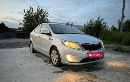 KIA Rio III рестайлинг, 2014 год, 850 000 рублей, 16 фотография